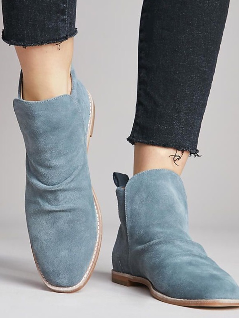 Anthropologie Bill Blass Sutton Desert Suede Boots NWT
